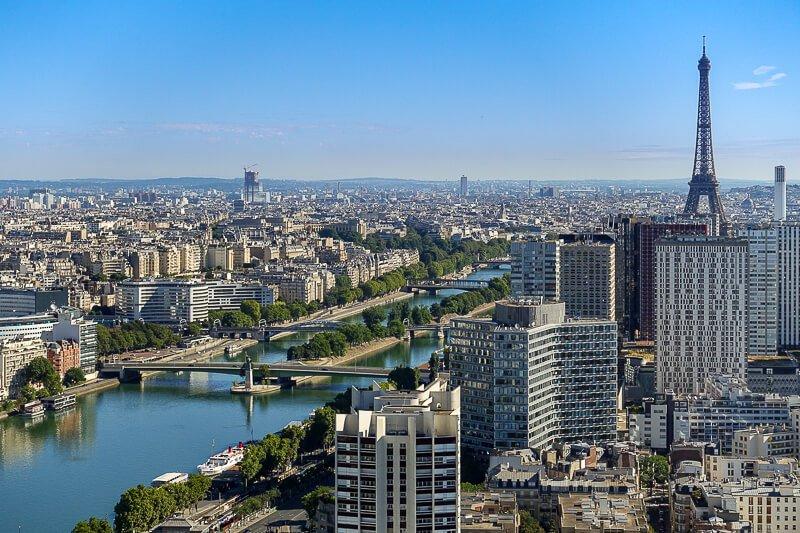 محل اقامت در فرانسه و هزینه‌های مرتبط با تمکن مالی